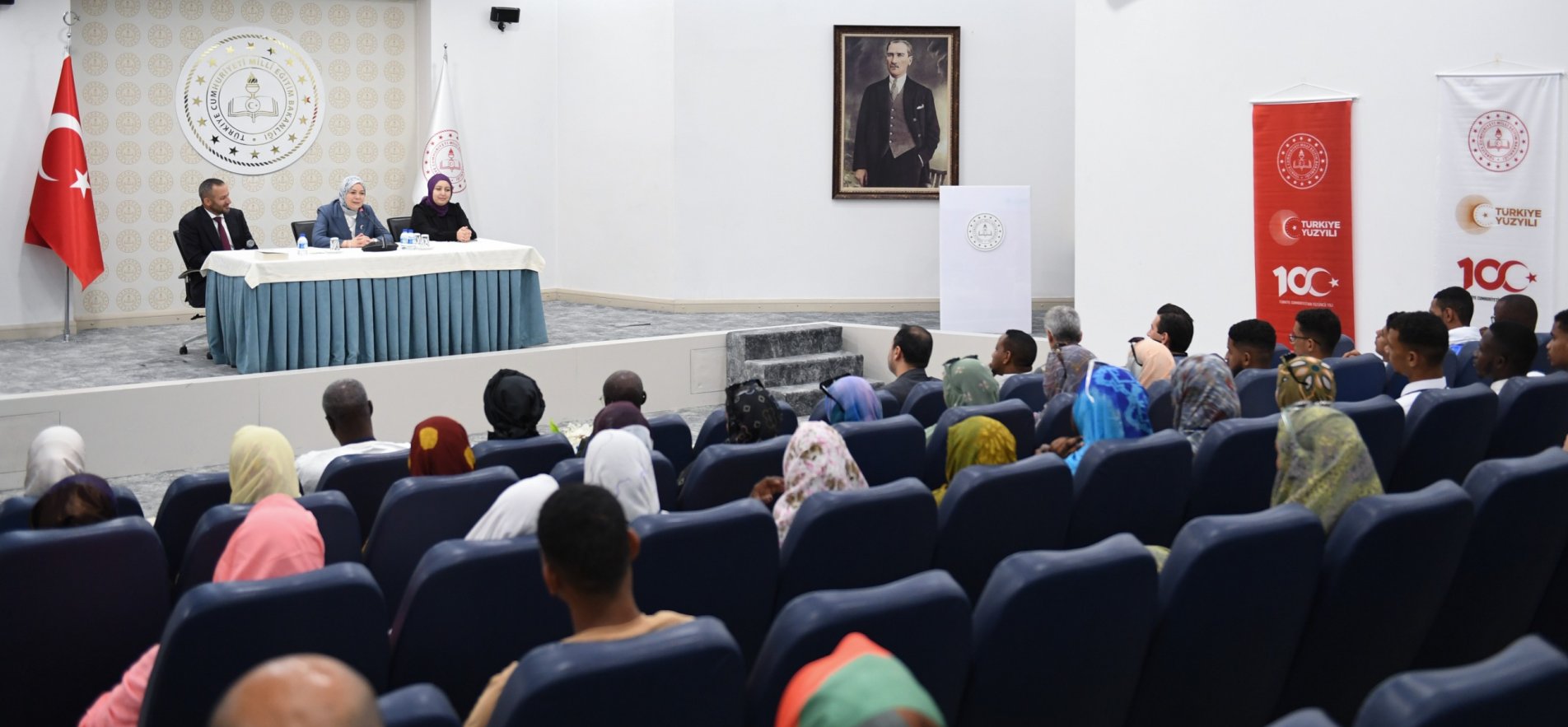 MAURITANIAN STUDENTS VISIT THE MINISTRY OF NATIONAL EDUCATION